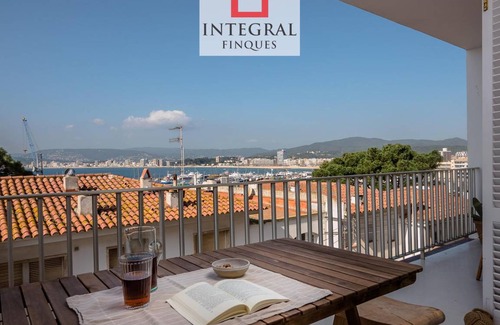 Palamos Apartment | 105 m² Apartment ∙ 3 bedrooms ∙ 6 guests