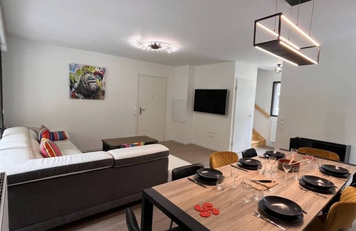 Cauterets Apartment | 105 m² Apartment ∙ 4 bedrooms ∙ 9 guests