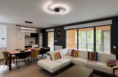 Cauterets Apartment | 105 m² Apartment ∙ 4 bedrooms ∙ 9 guests