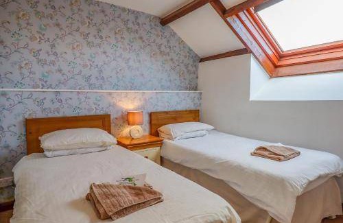 Teigngrace House | 105 m² House ∙ 2 bedrooms ∙ 4 guests