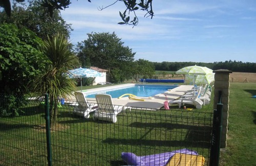 Gemozac House | 105 m² House ∙ 3 bedrooms ∙ 8 guests