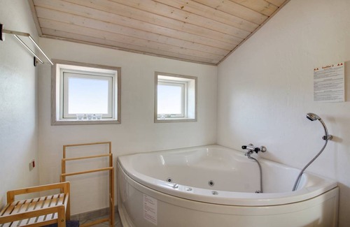 Strandby House | 105 m² House ∙ 3 bedrooms ∙ 8 guests