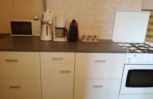 Issy-l'Eveque House | 105 m² House ∙ 4 bedrooms ∙ 7 guests