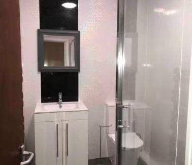 Sketty House | 106 Brynmill - Room 10 - Sea views