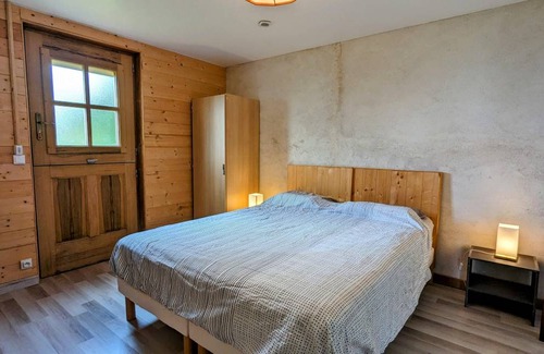 Chatellenot House | 107 m² House ∙ 3 bedrooms ∙ 6 guests