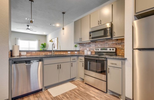 College Station Apartment | 108 m² Apartment ∙ 2 bedrooms ∙ 4 guests