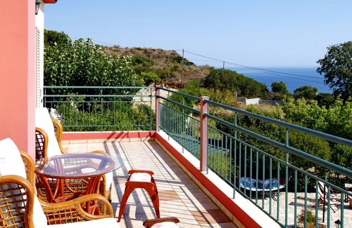 Leivathos Villa | 108 m² Villa ∙ 3 bedrooms ∙ 7 guests