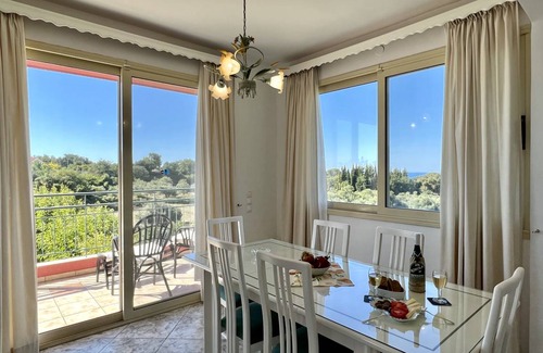 Leivathos Villa | 108 m² Villa ∙ 3 bedrooms ∙ 7 guests