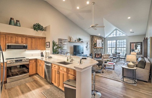 Lake Lure Apartment | 109 m² Apartment ∙ 2 bedrooms ∙ 6 guests