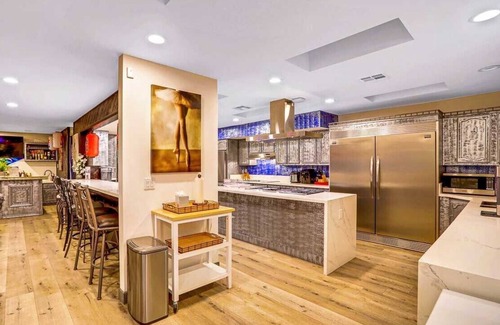 Chinatown Villa | 10BD/10BA Contemporary Japanese Villa