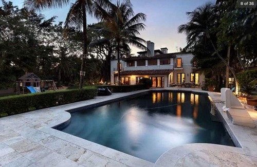 Morningside Villa | 11 Bedroom Majestic Classic Estate with Modern Day Refinement