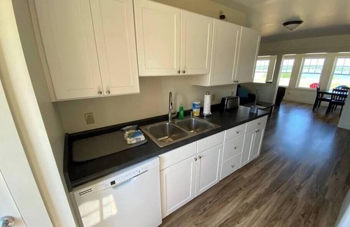 Alburg House | #11 Isle View - Fishing, Sunsets, Beaches, Golfing