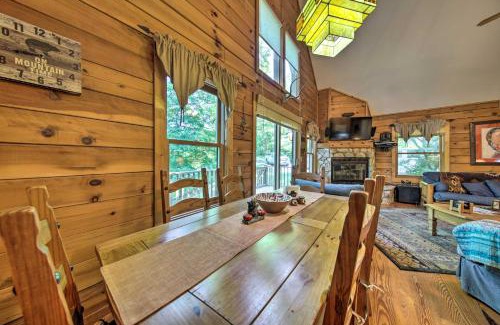 Marble House | 11 Mi to Calaboose Cellars Marble Cabin with Deck!