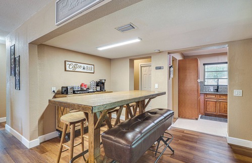 Gladeview House | 11 Mi to South Beach: Home w/Screened Porch!
