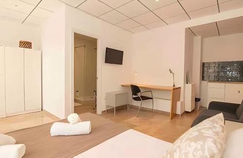 L'Amistat Apartment | 11 Nights studios