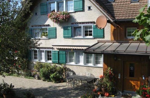 Luetisburg Apartment | 110 m² Apartment ∙ 3 bedrooms ∙ 8 guests