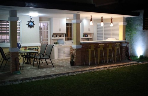 Angeles City House | 110 m² House ∙ 4 bedrooms ∙ 10 guests