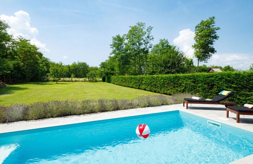 Balatonszemes Villa | 110 m² Villa ∙ 3 bedrooms ∙ 6 guests