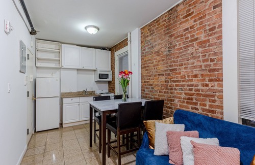 East Harlem Apartment | 110th Boutique Hotel