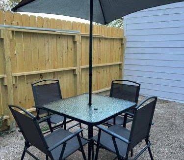 Northeast Houston Apartment | 111 m² Apartment ∙ 4 bedrooms ∙ 8 guests
