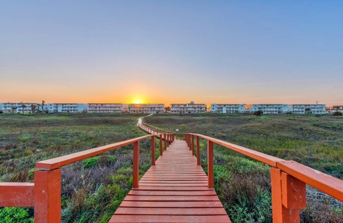 Port Aransas Apartment | 111 m² Apartment ∙ 3 bedrooms ∙ 8 guests