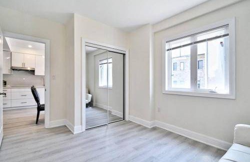 Vaughan Apartment | 111 m² Apartment ∙ 1 bedroom ∙ 1 guest