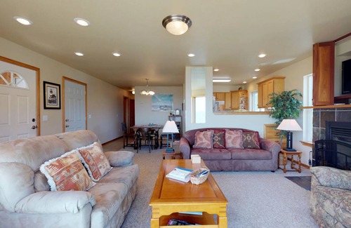 Port Orford House | 112 m² House ∙ 2 bedrooms ∙ 6 guests