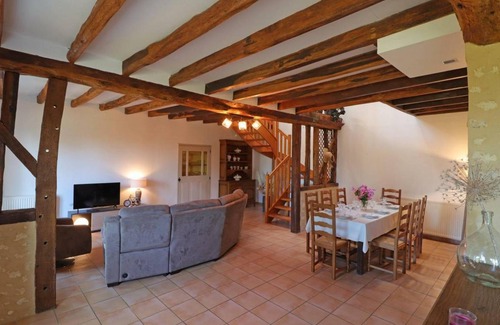 Le Pin-la-Garenne Cottage | 113 m² Cottage ∙ 3 bedrooms ∙ 8 guests
