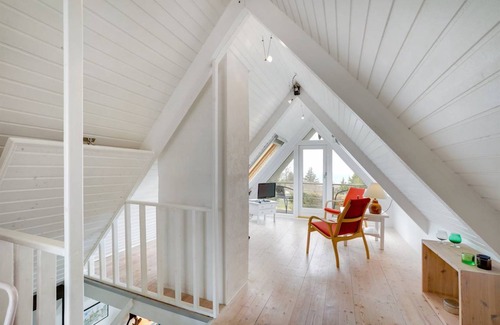 Fur House | 113 m² House ∙ 3 bedrooms ∙ 6 guests