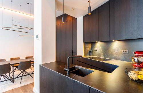 South Antwerp Apartment | 115 m² Apartment ∙ 2 bedrooms ∙ 6 guests