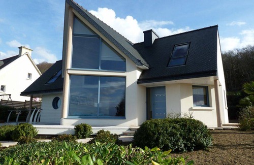 Louannec House | 115 m² Gîte ∙ 3 bedrooms ∙ 6 guests