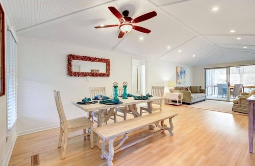 Twin Oaks House | 115 m² House ∙ 3 bedrooms ∙ 6 guests