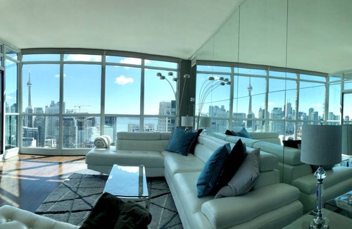 Fort York Apartment | 116 m² Apartment ∙ 2 bedrooms ∙ 4 guests