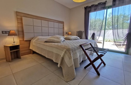 Gigean House | 116 m² House ∙ 3 bedrooms ∙ 6 guests