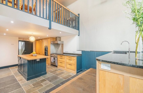 Pembroke Cottage | 12 bedroom accommodation in Pembroke