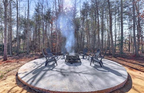Forest City House | 12 Mi to Tryon International Forest City Gem!