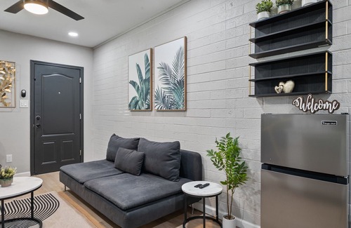 Maryvale House | 12 Minutes From Downtown Phoenix - 1 Bedroom
