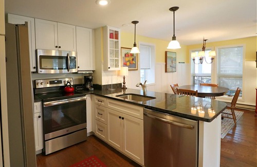 Chautauqua Condo | 12 Morris 4 - Come and enjoy this recently remodeled 1st floor condo