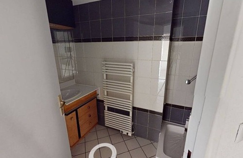 1st Arrondissement Resort | 120 m² Private room ∙ 1 bedroom ∙ 1 guest