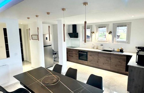 Contamine-sur-Arve Apartment | 120 m² Apartment ∙ 3 bedrooms ∙ 10 guests