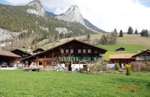 Boltigen Apartment | 120 m² Apartment ∙ 2 bedrooms ∙ 5 guests