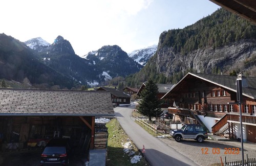 Boltigen Apartment | 120 m² Apartment ∙ 2 bedrooms ∙ 5 guests
