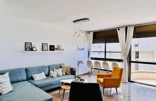 Netanya Apartment | 120 m² Apartment ∙ 3 bedrooms ∙ 6 guests