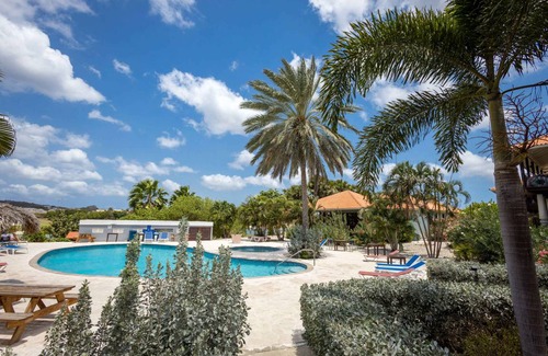Sint Michiel House | 120 m² Bungalow ∙ 3 bedrooms ∙ 6 guests