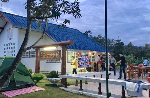 Pak Phli Hotel | 120 m² Hotel ∙ 3 bedrooms ∙ 8 guests