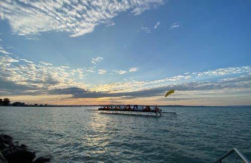 Siofok Aranypart Hotel | 120 m² Hotel ∙ 4 bedrooms ∙ 8 guests