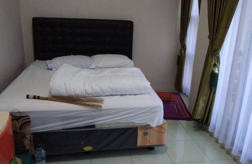Prawirotaman House | 120 m² House ∙ 5 bedrooms ∙ 8 guests