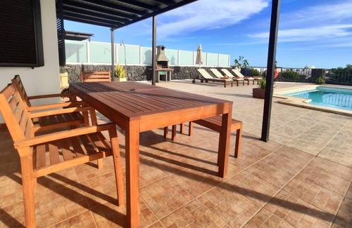 Puerto del Carmen Villa | 120 m² Villa ∙ 3 bedrooms ∙ 6 guests