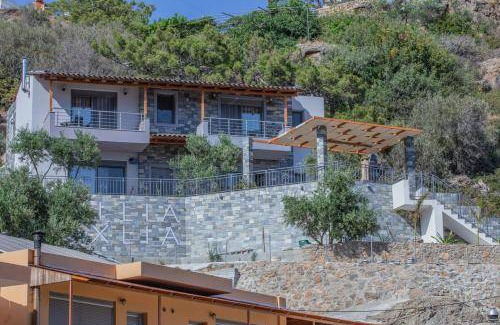 Achlia Villa | 120 m² Villa ∙ 2 bedrooms ∙ 7 guests