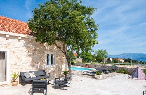 Skrip Villa | 120 m² Villa ∙ 3 bedrooms ∙ 8 guests